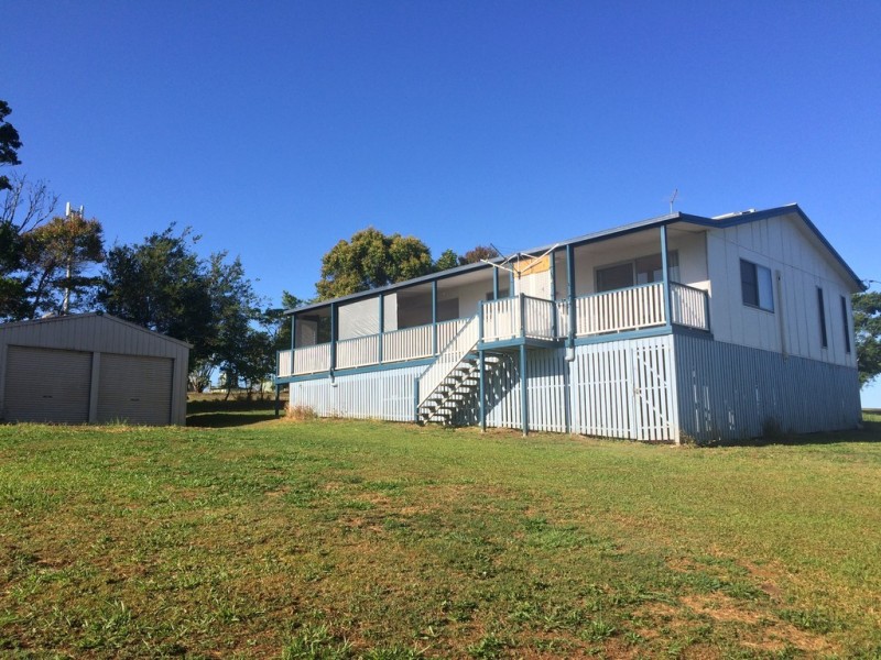 2-4 lodge Avenue, Millaa Millaa QLD 4886