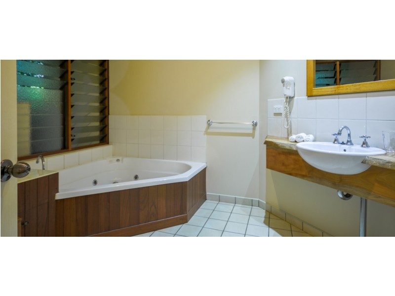 Yungaburra QLD 4884