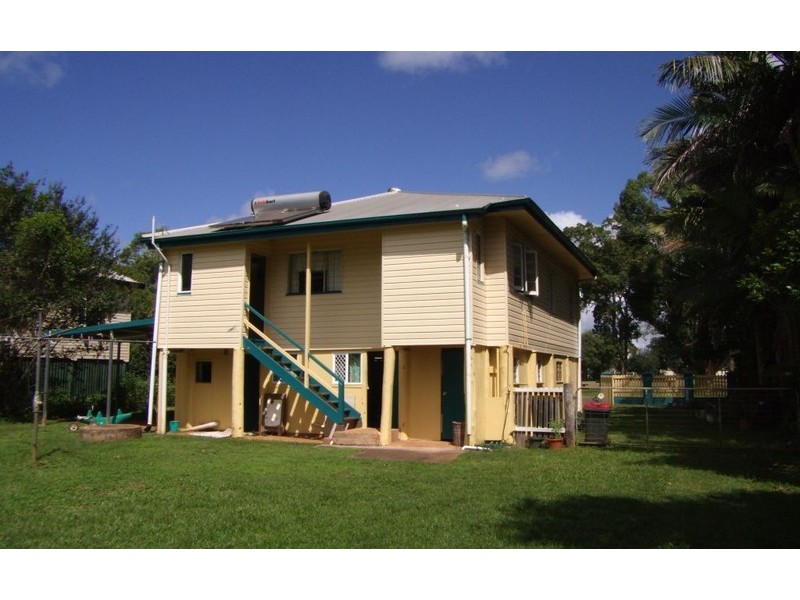 11 Mary Street, Malanda QLD 4885