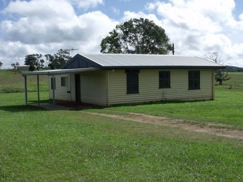 RN 65  Moore Road, Lake Eacham QLD 4884