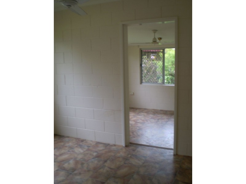 32 Wattle Street, Millaa Millaa QLD 4886