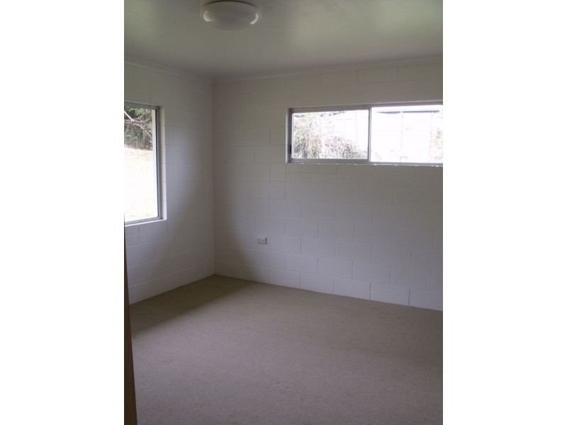 10 Wattle Close, Yungaburra QLD 4884