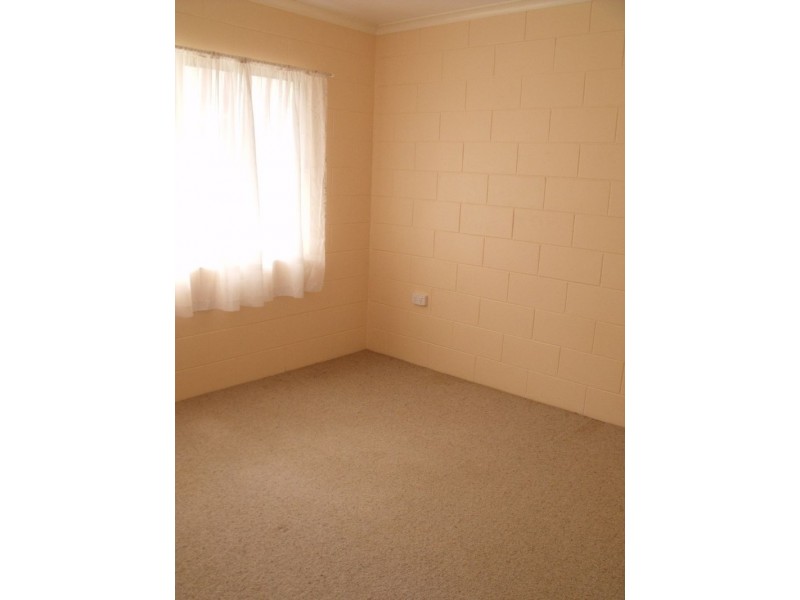 8 English Road, Malanda QLD 4885