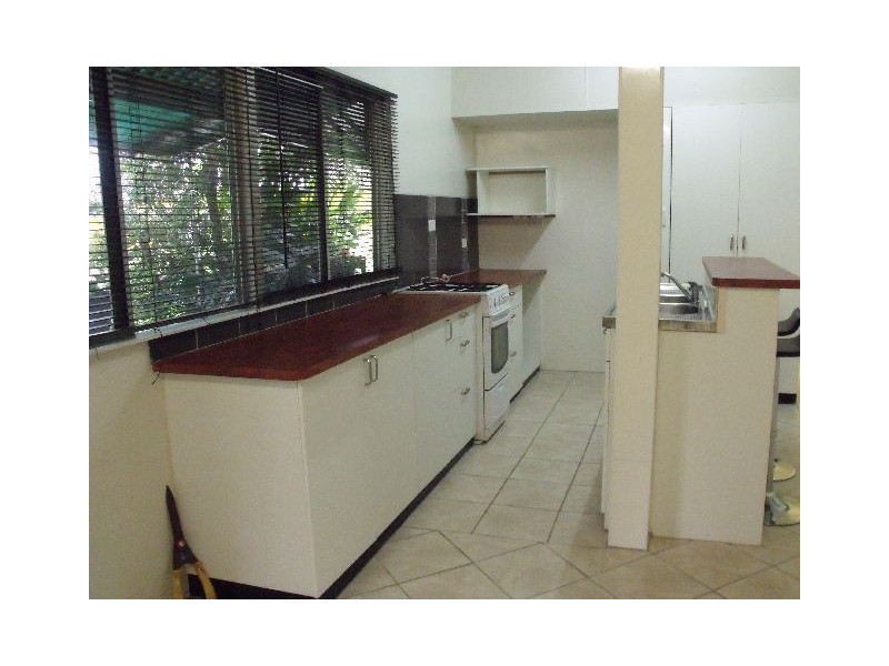 8 Main St, Millaa Millaa QLD 4886