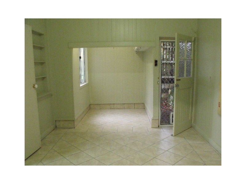 8 Main St, Millaa Millaa QLD 4886