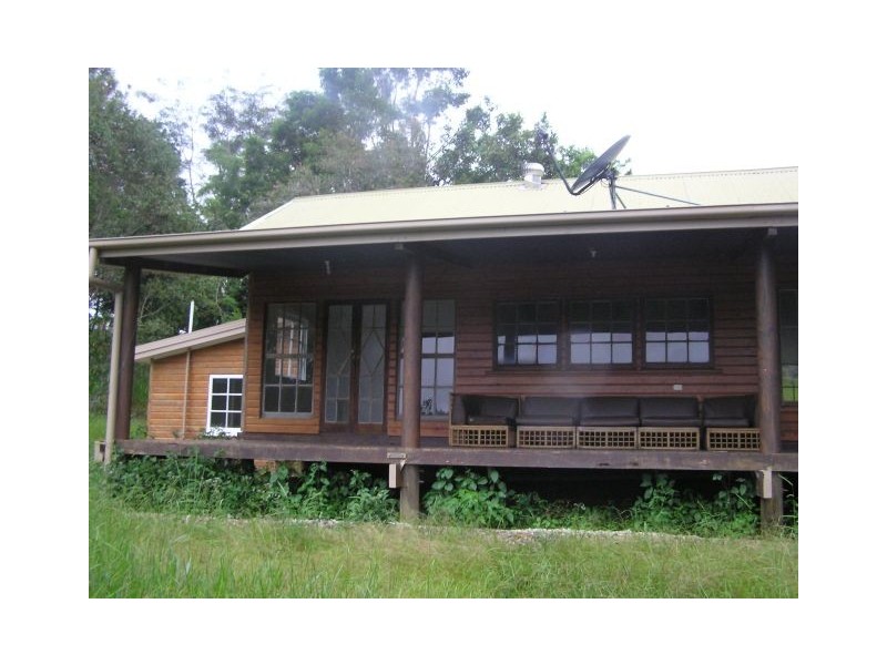 217 Winfield Rd, Malanda QLD 4885