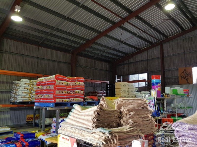 26-28 MOFFAT STREET, Ravenshoe QLD 4888