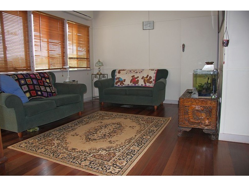 11 Heale Street, Malanda QLD 4885