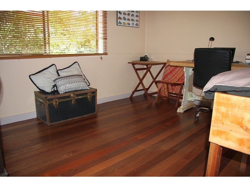 11 Heale Street, Malanda QLD 4885