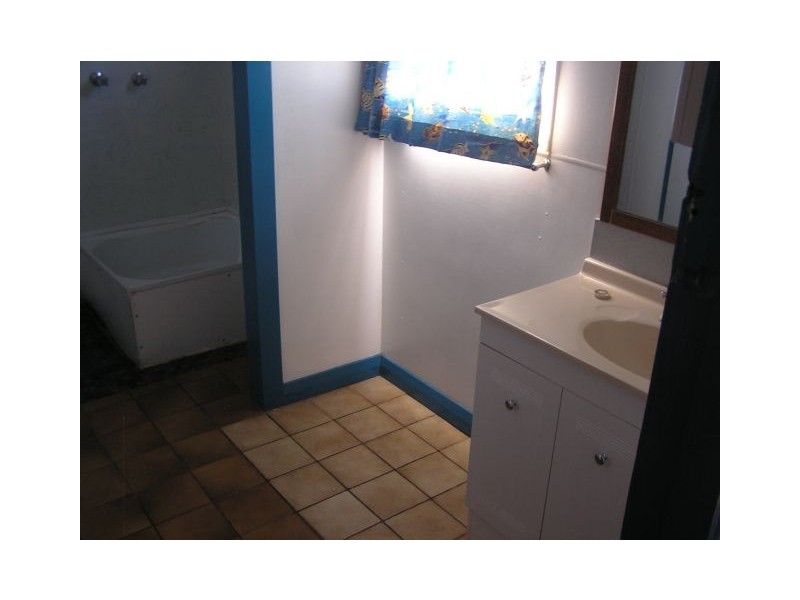 29 Mary St, Malanda QLD 4885