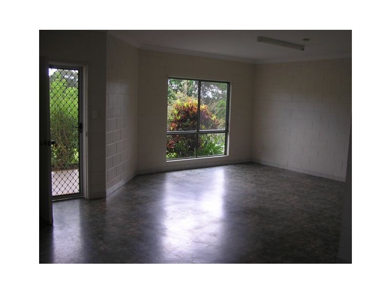 24 Patrick St, Malanda QLD 4885