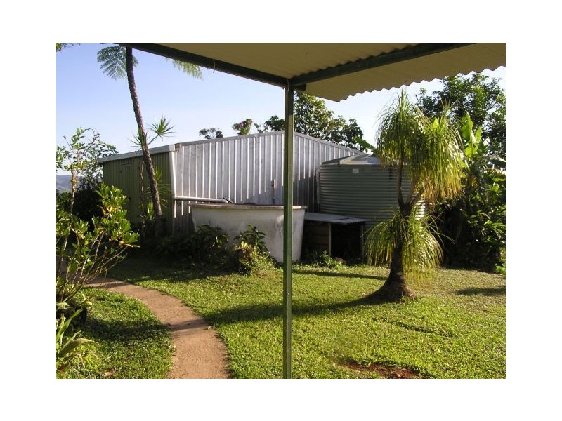 292 Hitchconole Rd, Malanda QLD 4885