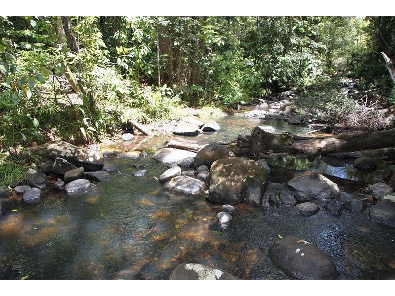 36 Hosie Rd, Malanda QLD 4885