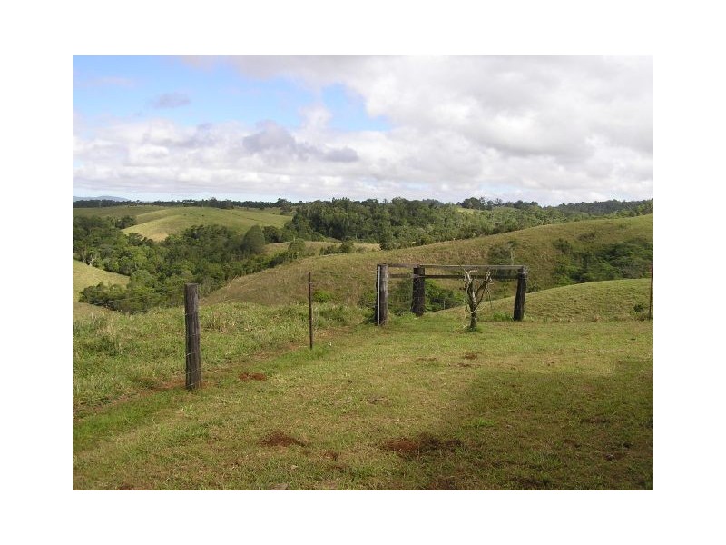194 King Rd, TOPAZ, Malanda QLD 4885