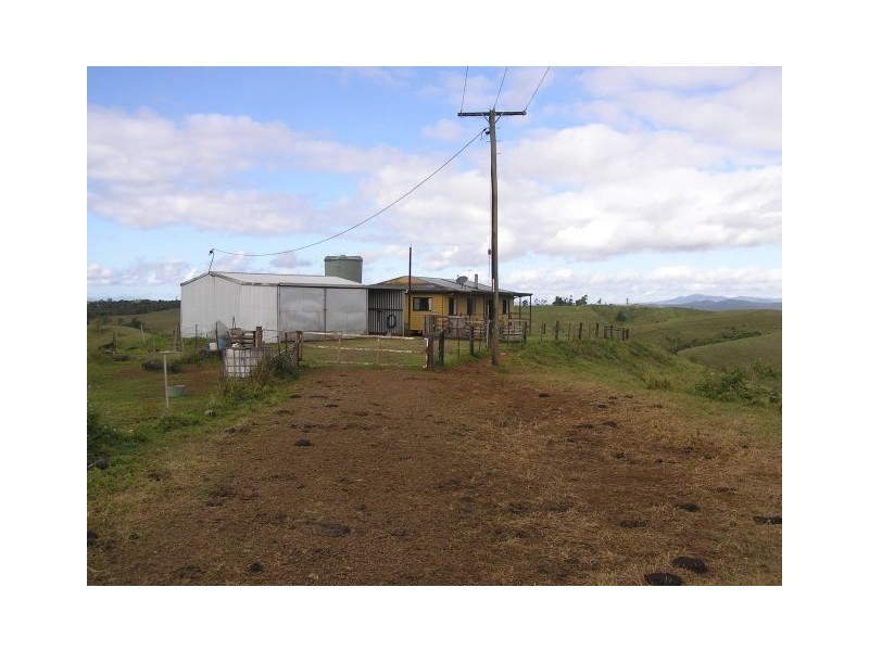 194 King Rd, TOPAZ, Malanda QLD 4885