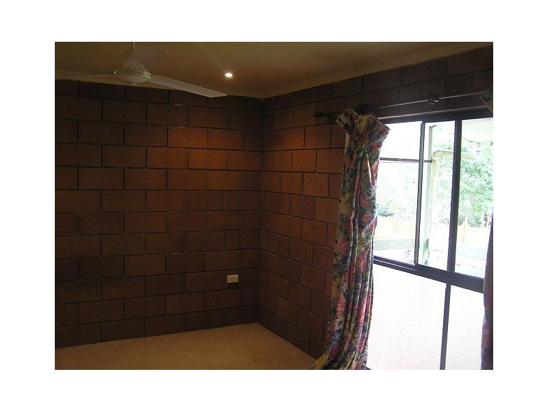 8 Oak St, Yungaburra QLD 4884