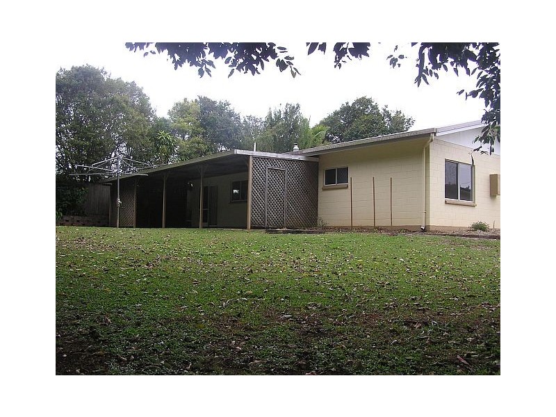 7 Prior Close, Malanda QLD 4885