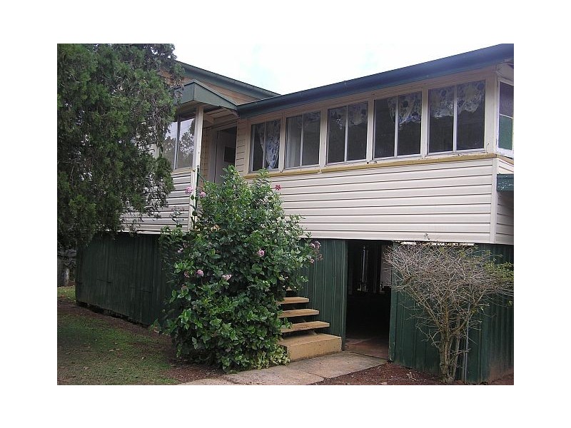 13 Mary Street, Malanda QLD 4885