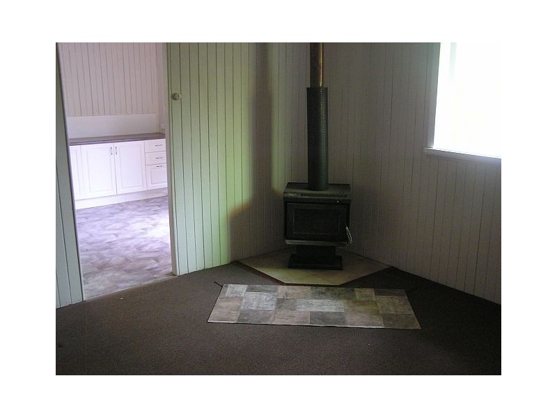 13 Mary Street, Malanda QLD 4885