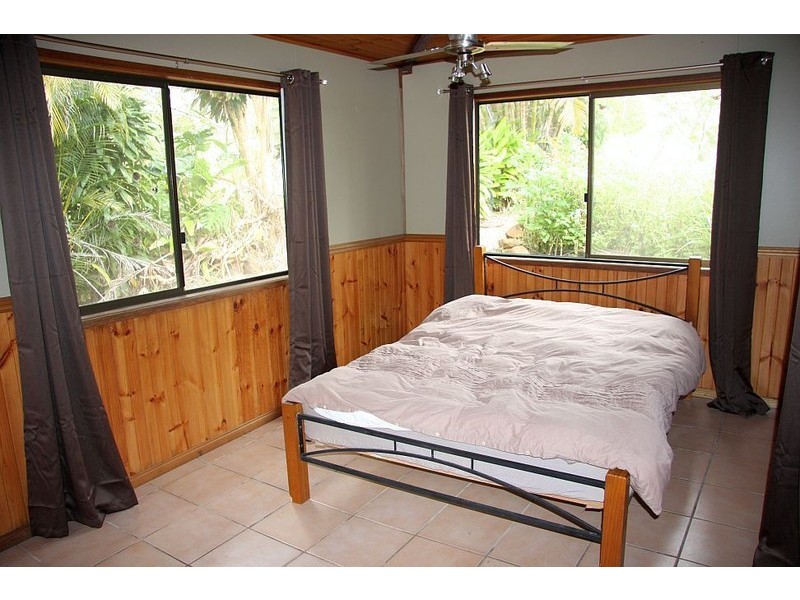 53 Hogan Hosie Rd, Tarzali QLD 4885