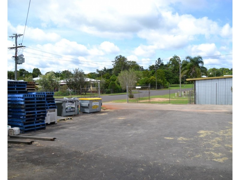 17 Robert Street – Rocs Stockfeed, Atherton QLD 4883