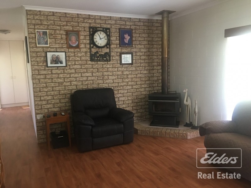 266 MILLSTREAM PARADE, Millstream QLD 4888