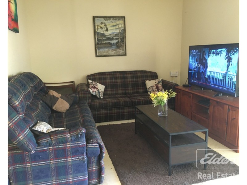 2 Millstream Parade, Millstream QLD 4888