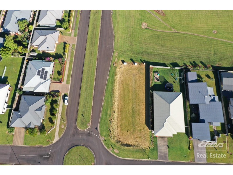 34 Neal Street, Atherton QLD 4883