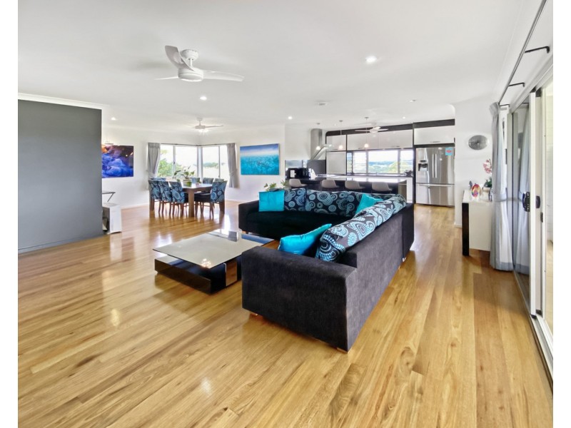 48 MELBA CLOSE, Malanda QLD 4885