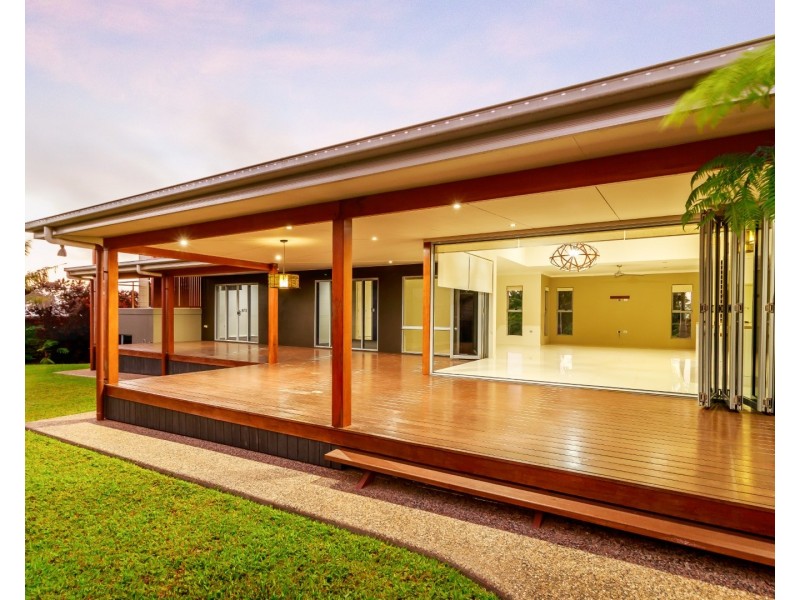 20 Moses Circuit, Atherton QLD 4883