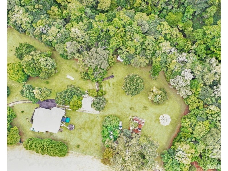 118 MCLEAN ROAD, Malanda QLD 4885