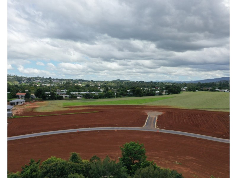 106 Aurora Circuit, Atherton QLD 4883