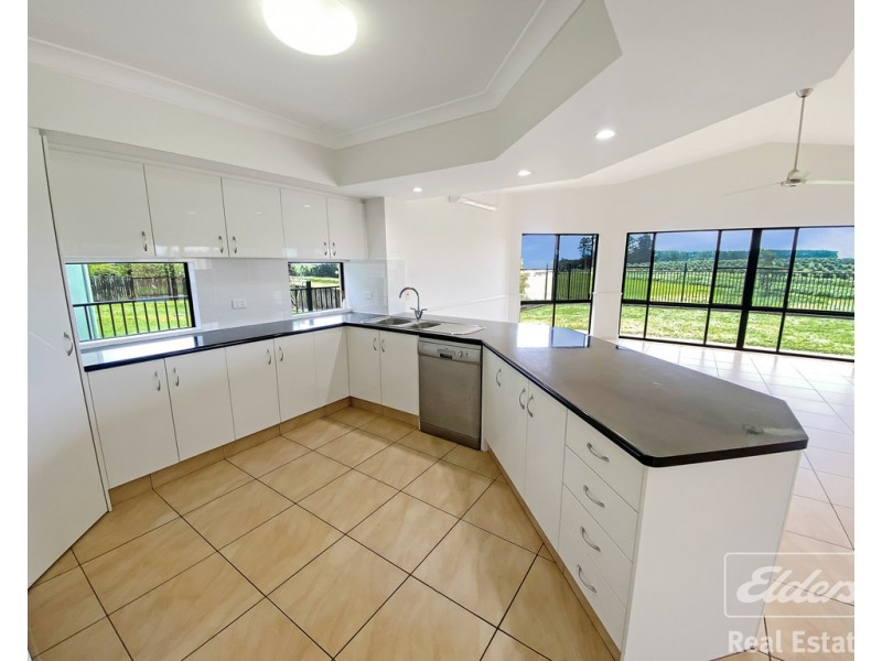 39 Anthony Drive, Atherton QLD 4883