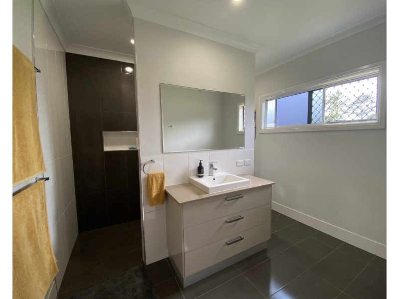 61 Angelita Close, Malanda QLD 4885