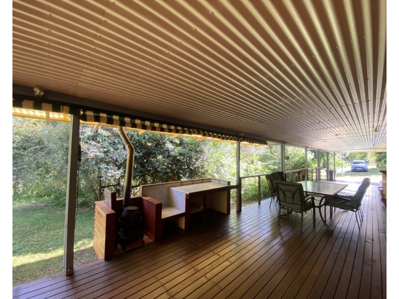 22R Lilybrook Lane, Malanda QLD 4885