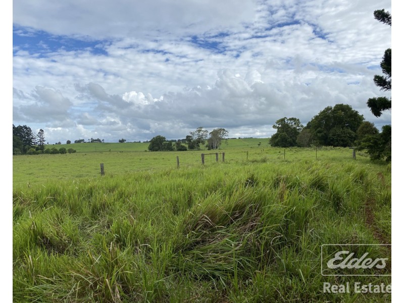 69 Lawrence Road, East Barron QLD 4883