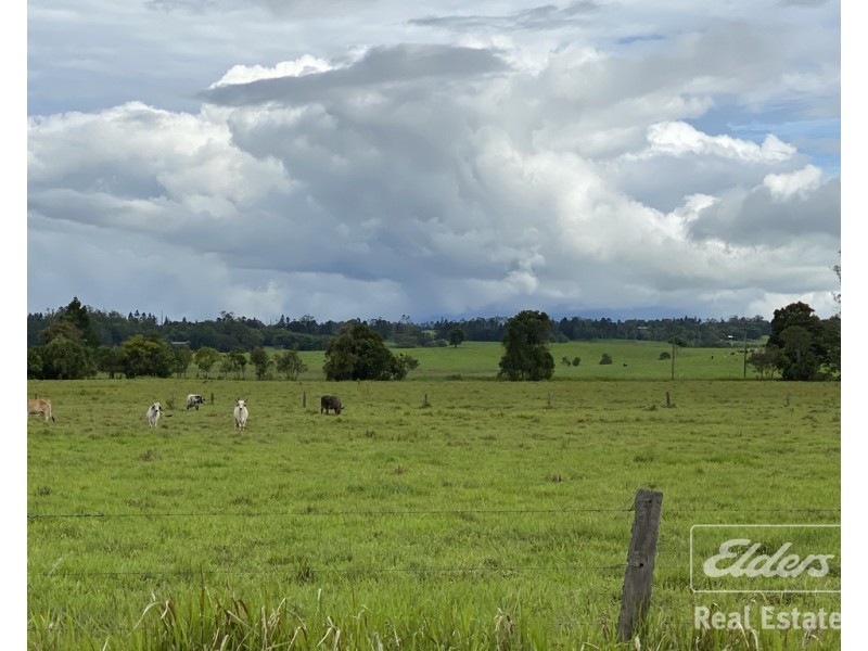 69 Lawrence Road, East Barron QLD 4883