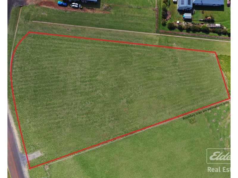 15 Lynn Road, Peeramon QLD 4885