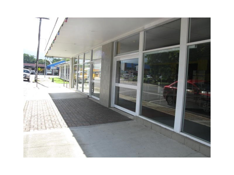 4 William Street, Mossman QLD 4873