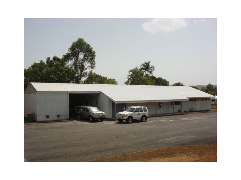 51 Pringle Street, Mossman QLD 4873