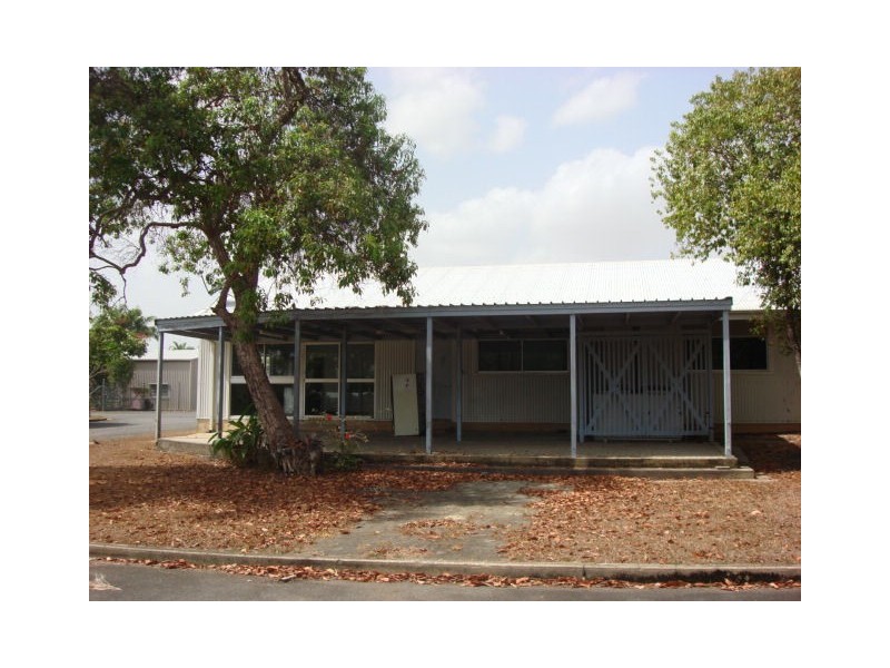 51 Pringle Street, Mossman QLD 4873