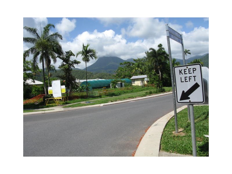 55 Front Street, Mossman QLD 4873
