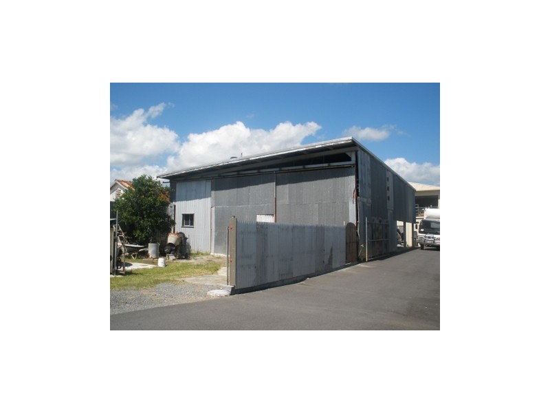 Shop 2/8  Front Street, Mossman QLD 4873