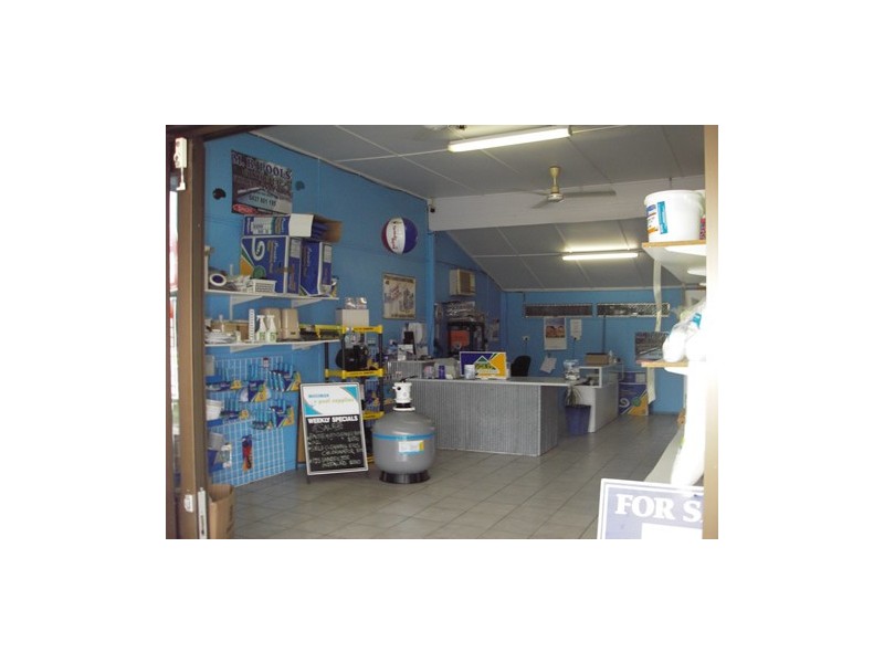 11 Johnston Rd, Mossman QLD 4873