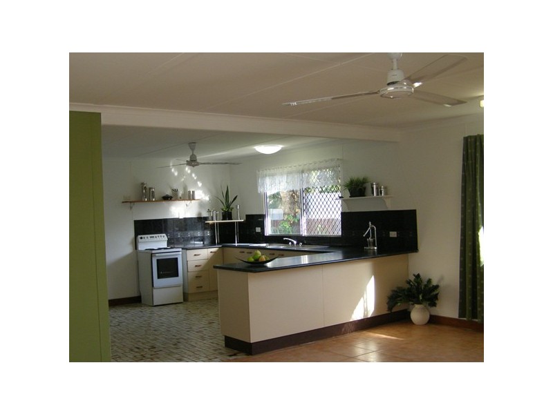 127 Alchera Drive, Mossman QLD 4873