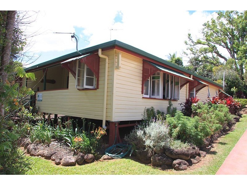 11 Cedar Street, Yungaburra QLD 4884