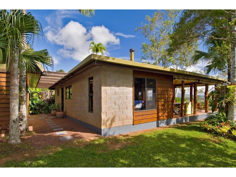 Yungaburra QLD 4884