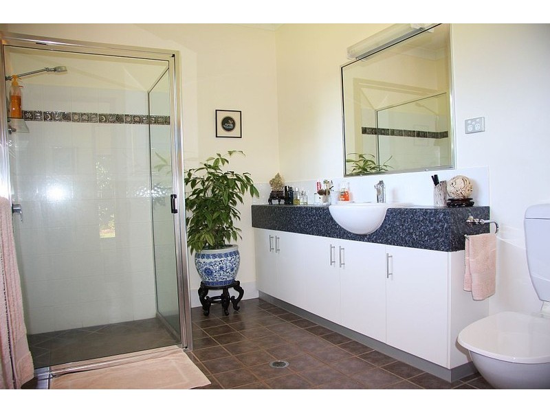 Yungaburra QLD 4884