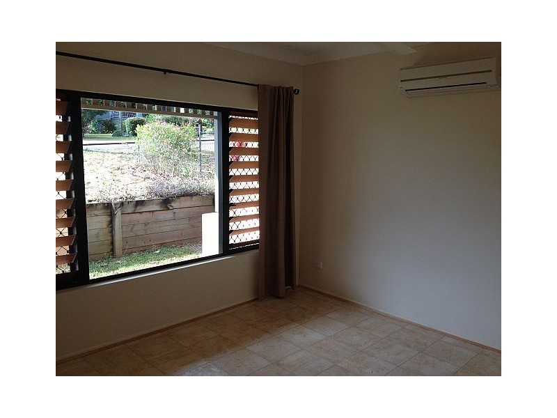15 Monash Avenue, Malanda QLD 4885