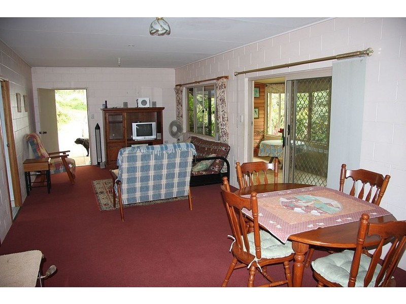 1301 Glen Allyn Rd, Malanda QLD 4885